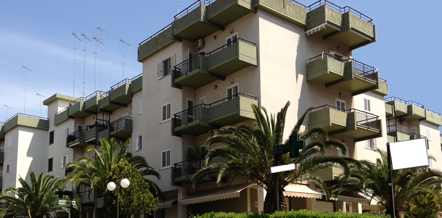 edificio-via-bari-2jpg-1368801070